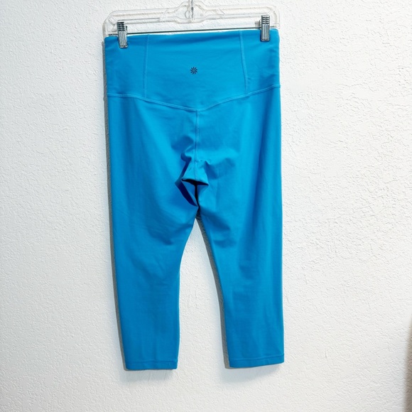 Athleta- Bright Aqua Ultra High Rise Elation Capri Leggings Womans Med - Picture 3 of 7